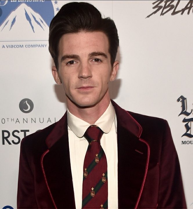 Drake Bell Biography And Net Worth 2022: How Rich is the Former Nickelodeon Star ?