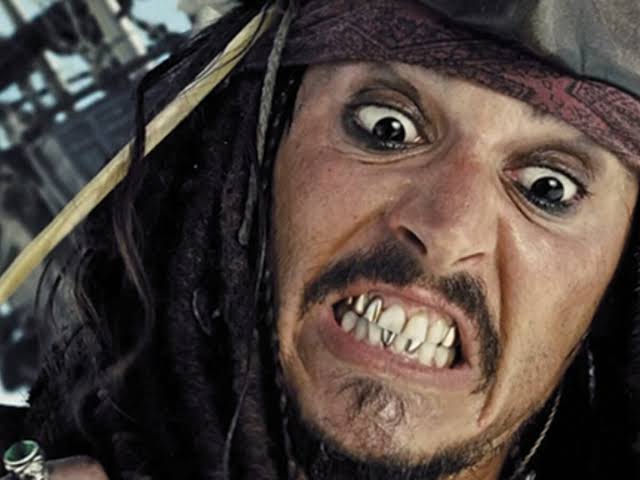 What happened to Johnny Depp's teeth?